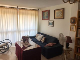 Rent Flat  Calle joaquín rodrigo. Sensacional piso en la paz por 1.000€