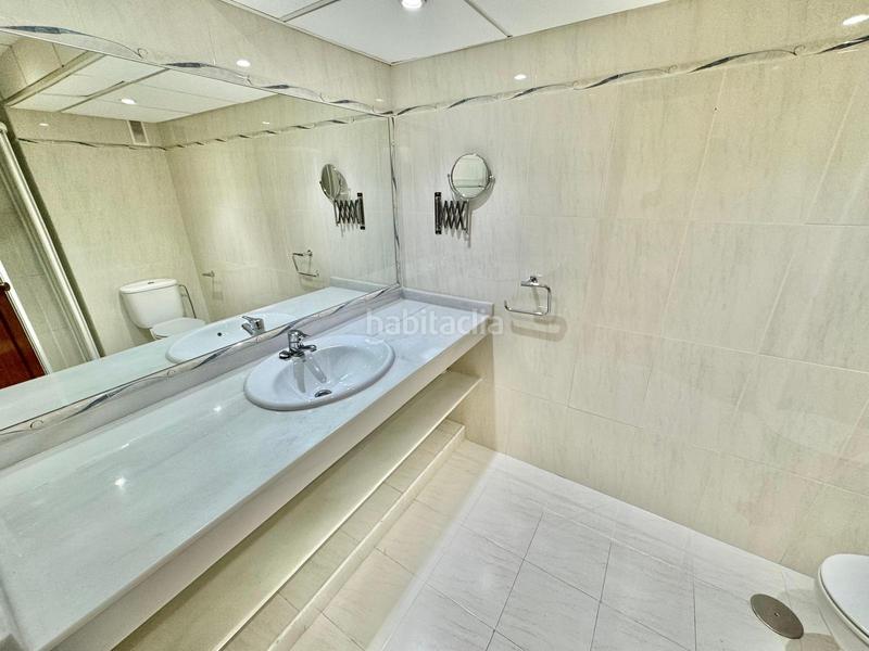 Foto 4370adb0-bfdd-4dae-8ab4-da38bf4b3e07. Pis amb aparcament piscina a Ricardo Soriano Marbella