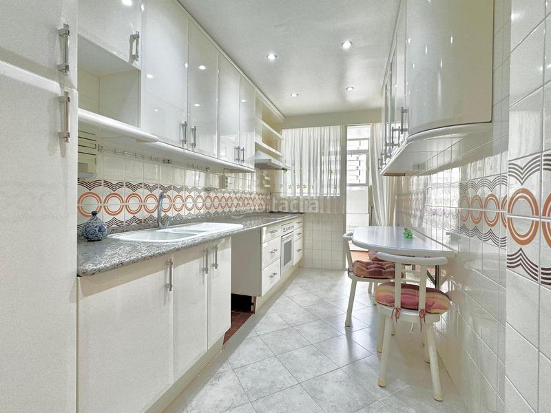 Foto b6b69d32-9301-478b-bf2d-9be49254edde. Pis amb aparcament piscina a Ricardo Soriano Marbella