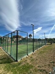 Rent Penthouse  Calle comunera maría pacheco. Fantástico ático en los pacos para los meses de verano!