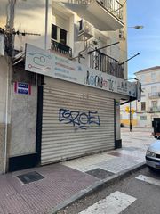 Lloguer Local Comercial  N/a. Fantástico local en avenida andalucía por 750€.