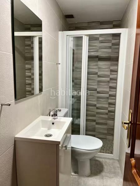 Foto 399b889d-a7a9-4c6c-8590-3ba27263e1b5. Alquiler piso magnífico y amplio piso para estudiantes junto a carlos haya por 1.600€. en Málaga