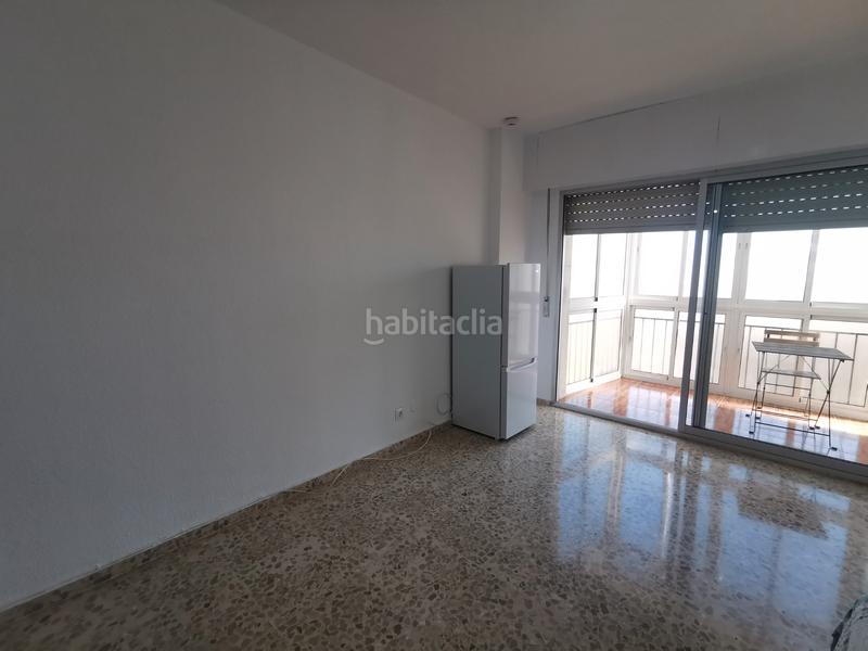 Foto 92c9b961-00e4-4d84-b23c-63ab7444389e. Estudio sensacional estudio en venta en por 125.000€ en Torremolinos