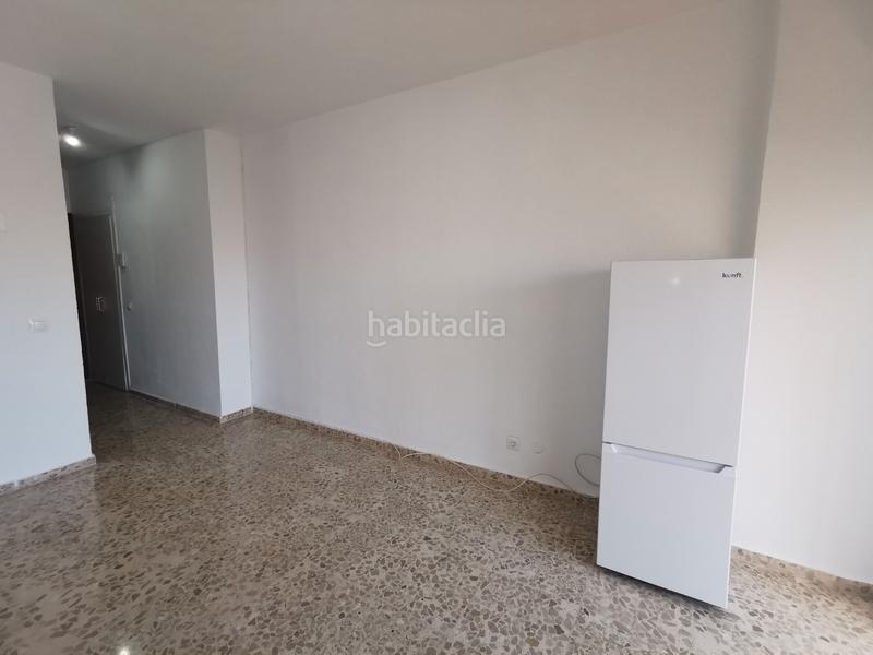 Foto cc463a1a-cf05-430c-90dc-9504a16c1be5. Estudio sensacional estudio en venta en por 125.000€ en Torremolinos