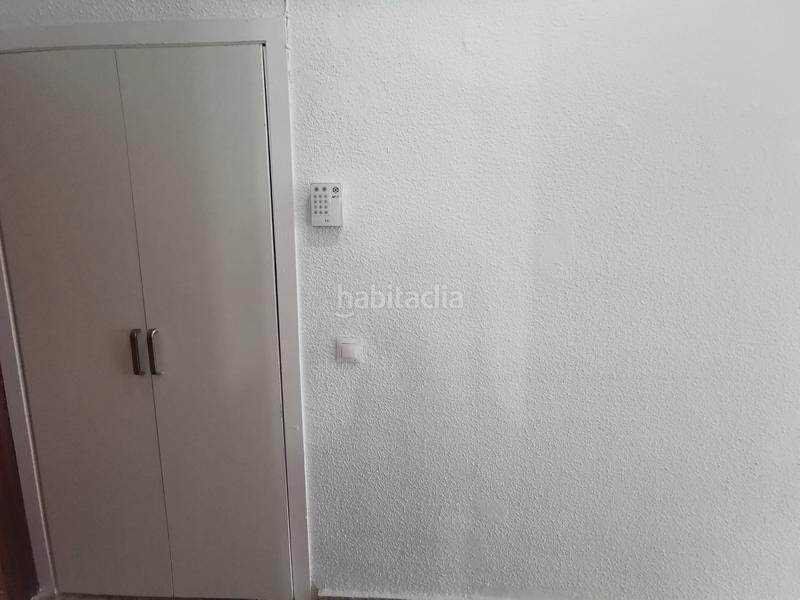 Foto dc520e3a-7d36-49db-b1f8-5ca0a45e8117. Estudio sensacional estudio en venta en por 125.000€ en Torremolinos