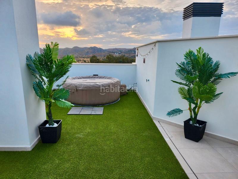Foto 9f2eaba3-7d61-41d4-83b9-d45ac996621e. Location attique avec chauffage piscine dans Los Almendros - El Limonero - El Tomillar Málaga