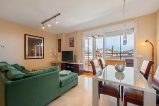 Rent Penthouse  Calle francisco monje. Espectacular ático de diseño en la avenida de fátima por 1800€.