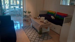 Miete Studiowohnung  Avenida gamonal. Estudio en arroyo de la miel por 700€