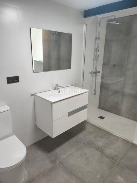 Foto c908aaac-1e05-47f5-b2da-326372beb7c7. Alquiler piso fantástico piso en huelin por 1.200€ en Málaga