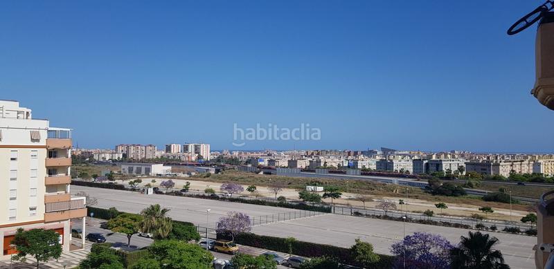 Foto d005caef-1e68-4112-b5ec-890bc73f9bbb. Location appartement dans avenida del doctor manuel domínguez 9 dans Málaga