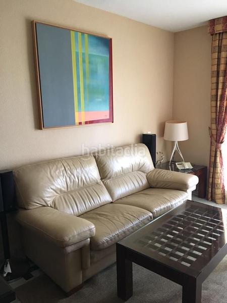 Foto f5402c9a-6875-4ded-82f0-09faaeb75f49. Location appartement dans avenida del doctor manuel domínguez 9 dans Málaga