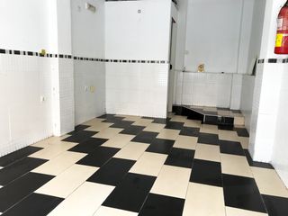 Miete Geschäftsraum in Calle pacheco 11. Magnífico local en la barriada de bailén-miraflores