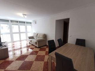 Affitto Appartamento  Calle emilio prados. Fantástico piso junto a las delicias