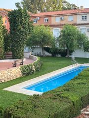 Flat in Calle Rogelio Oliva