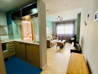 Miete Etagenwohnung  Calle pacífico. ¡espectacular piso frente al mar en paseo marítimo!