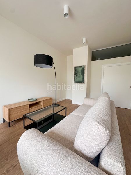 Foto b688d18c-d604-4979-9102-5498ebadded9. Appartement dans calle cueva de menga 1 dans Urbadiez - Entrepuentes Sevilla