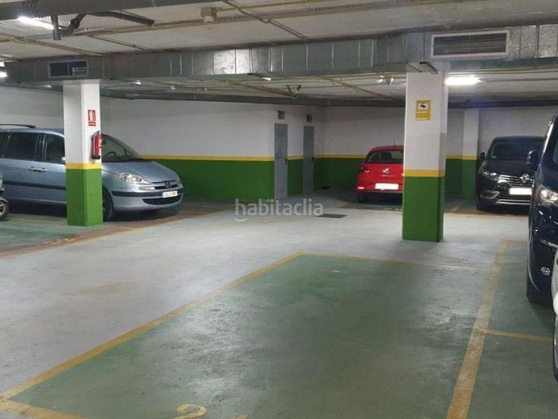 Foto 620a5515-1a3b-42a2-936e-49f65183ba99. Locale commerciale in Barrio del Nervión Sevilla