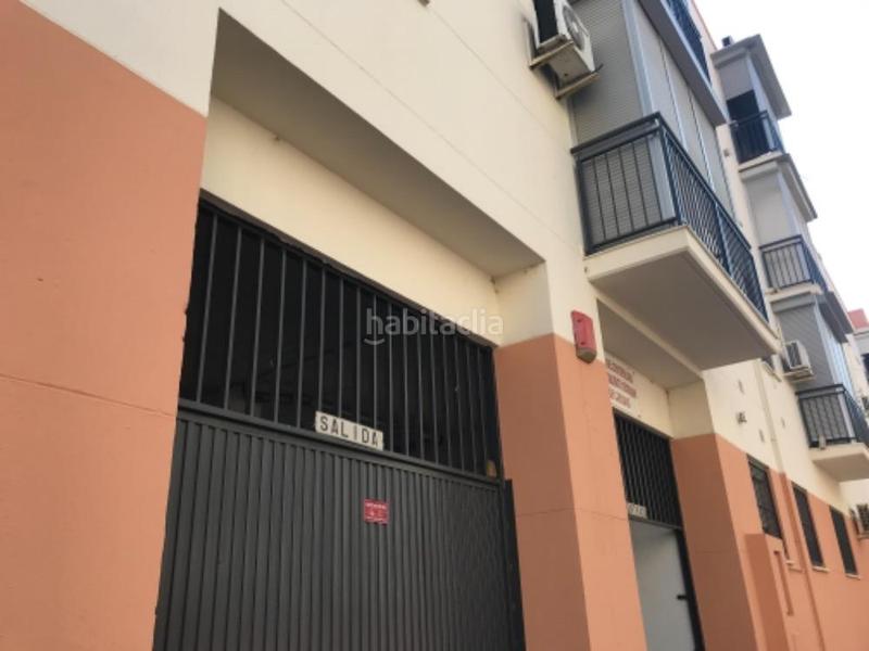 Foto 6fed2fc4-de38-4597-b0bc-e2c4d3ed324e. Parking coche promoción de plazas de garajes este en Sevilla