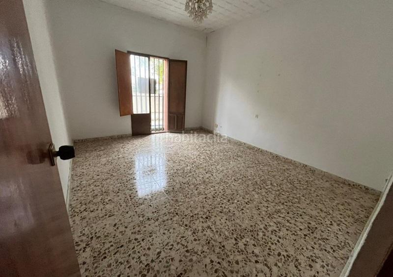 Foto 618f87e2-43d3-446f-9290-9fb47eb7725a. Casa  con trastero situada en avda. las acacias en Cañada Rosal
