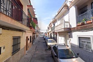 Maison jumelée à Palmete. Casa adosada en venta en palmete