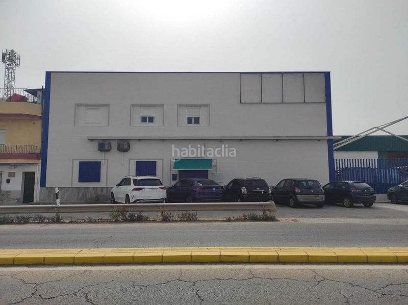 Foto 282e2714-28f3-4c15-b8a8-b5b84f3fe0e5. Bâtiment à usage industriel dans Pedroso (El)