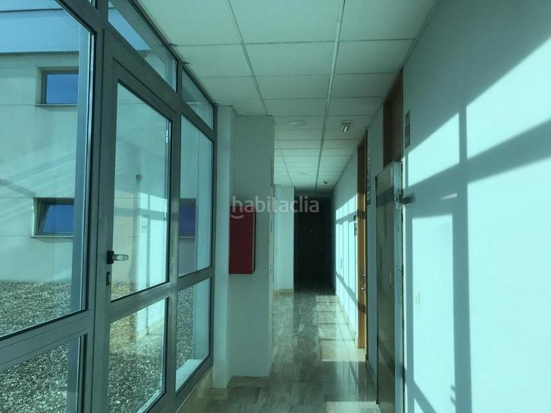 Foto 7b0d54c5-e97c-44c2-a378-4a81406c68dc. Office space in Nueva Alcalá Alcalá de Guadaira