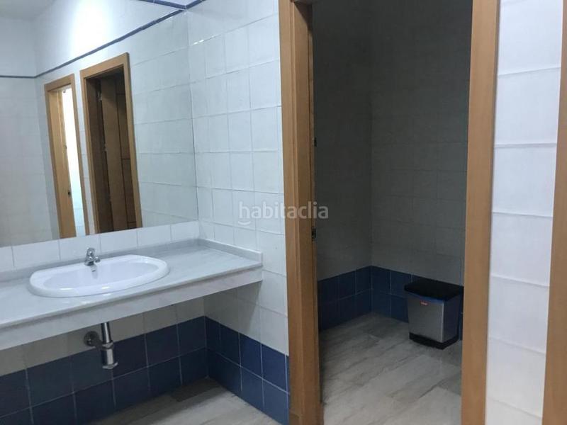 Foto adb4386d-16f9-47a6-9b93-e2747704b99a. Office space in Nueva Alcalá Alcalá de Guadaira