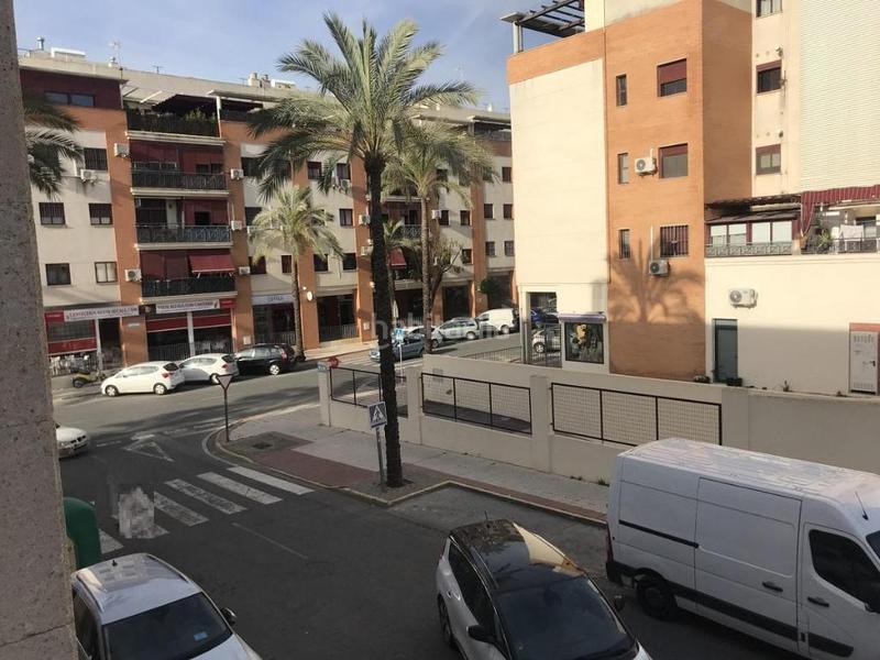 Foto c2d84437-e13b-4378-8911-de2898ad95a6. Office space in Nueva Alcalá Alcalá de Guadaira