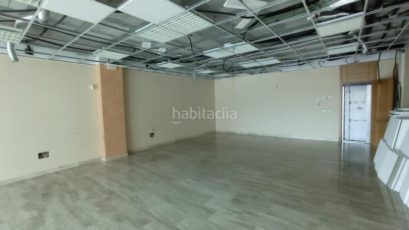 Foto c9810acb-e2c9-4820-8c6a-456598c431a9. Office space in Nueva Alcalá Alcalá de Guadaira