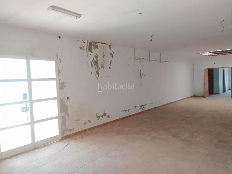 Foto 82d4302f-cbc4-441e-8ad9-3fdb656edafa. Geschäftsraum in Valencina de la Concepción