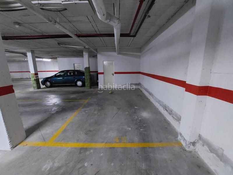 Foto 3dab357d-a9cd-43ea-9ade-68b057a70257. Parking coche promoción de plazas de garaje en venta situada en Gines
