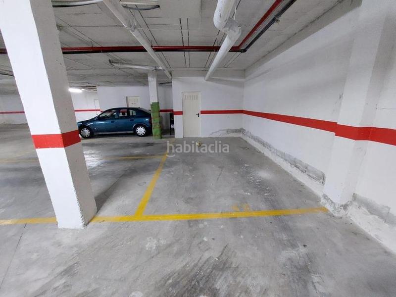 Foto dfed246a-dcd3-4acd-9386-04379e42426d. Parking coche promoción de plazas de garaje en venta situada en Gines