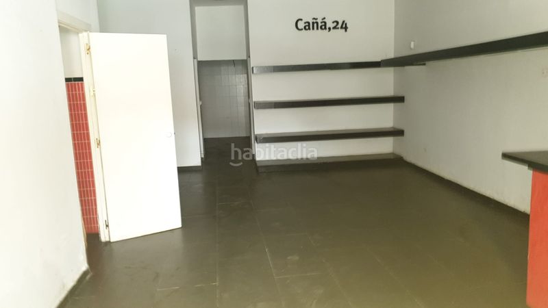 Foto 56719b86-d4b2-41ca-9808-dbae0f8a6633. Local comercial a Centro Alcalá de Guadaira