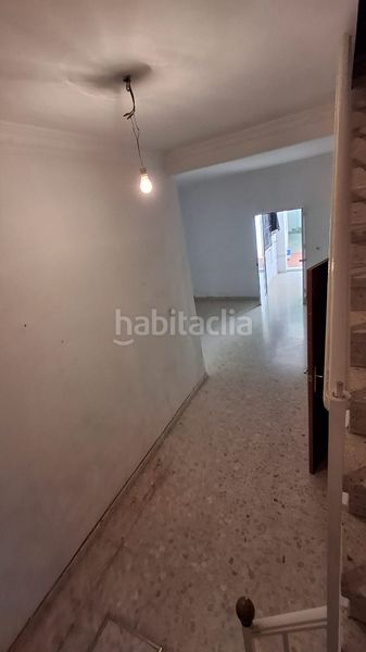 Foto 80a60c2d-afa1-4cf5-ace3-ef5e8ff4483a. Casa a La Plata Sevilla