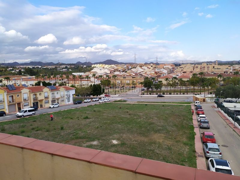 Foto 126f0ae1-2d46-4f84-b28e-3fd0d250ab85. Pis amb aparcament a estación de Cártama Cártama