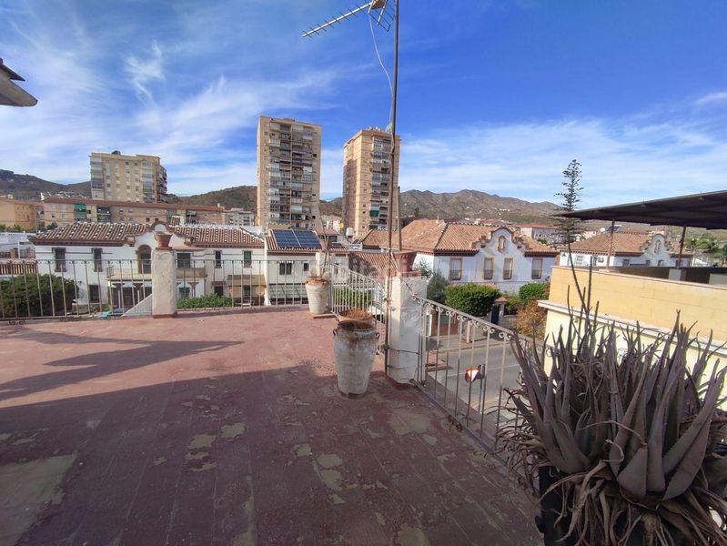 Foto 31a4465d-4b24-420f-9aa9-90bfa369ca78. Chalet in Barrio de Ciudad Jardín Málaga