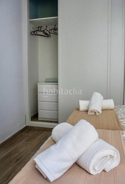 Foto dc80283f-5c70-4304-847a-6629b974bdec. Alquiler piso totalmente reformado frente a la catedral en Málaga