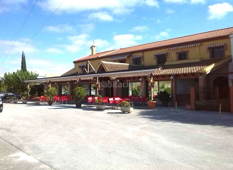 Foto fcd96e67-9010-4061-8b7b-a74bfedbc408. Edificio in Castilléjar