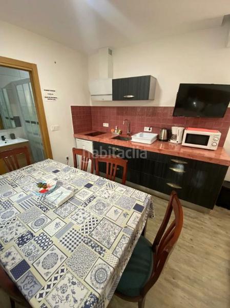 Foto 3afdcd62-baf3-4414-954b-c8c684f2ff1f. Building in La Trinidad Málaga