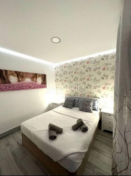 Foto e9e55d16-2049-40c3-9723-922925bceeb4. Building in La Trinidad Málaga