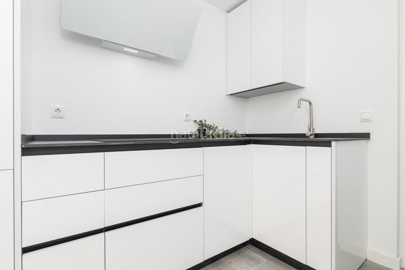 Foto 322c8784-cc82-47f1-a24d-28ca8c4334be. Alquiler piso en Parque Ayala - Jardín de la Abadía - Huelín Málaga