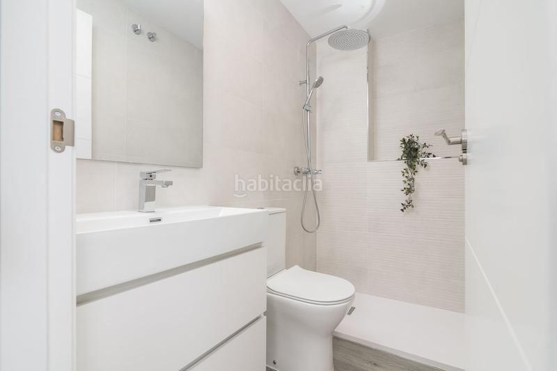 Foto 9f7ec29d-ed9a-4ef8-b6d0-f85358b48625. Alquiler piso en Parque Ayala - Jardín de la Abadía - Huelín Málaga