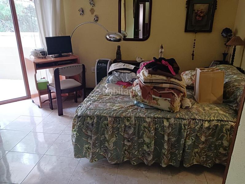 Foto 55f0b0c1-97ac-4bef-9d32-3db60fa1e9f7. Piso  amplio con piscina y parking, zona avenida andalucía en Málaga