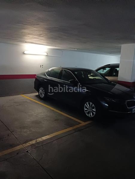 Foto a4d8e570-6aaf-432c-9543-5734cdb82e31. Piso  amplio con piscina y parking, zona avenida andalucía en Málaga