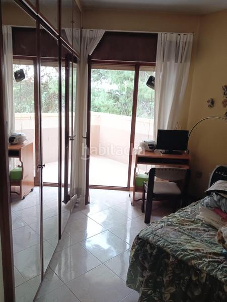 Foto fe51b9a3-b124-4307-b645-b22b86a749dd. Piso  amplio con piscina y parking, zona avenida andalucía en Málaga