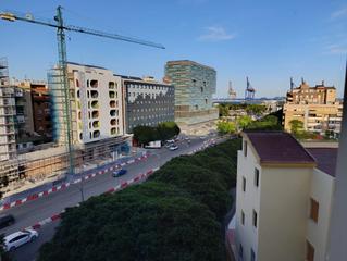Flat in Parque Ayala - Jardín de la Abadía - Huelín. Zona vialia, vistas al puerto de malaga