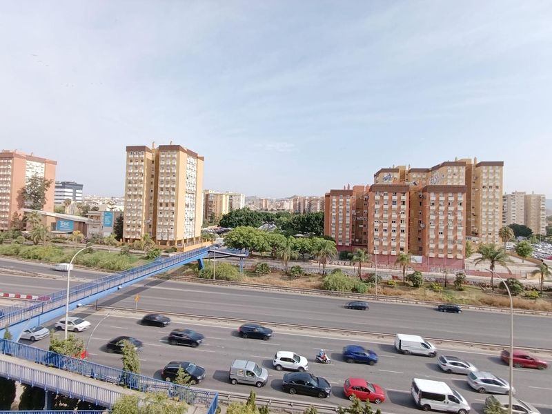 Foto b36a5abe-a2fd-40c7-baca-121a995d5bdd. Pis amb aparcament a Portada Alta - Pol. Crta. De Cártama Málaga