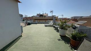 Casa a Distrito Zeta - Recinto Ferial Cortijo de Torres. Amplia casa para entrar a vivir!!