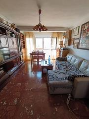 Pis a Olletas - Sierra Blanquilla. Piso zona centro con vistas a la alcazaba