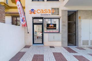 Location Local commercial à Camino suarez de 46. Local reformado en zona de mucho paso
